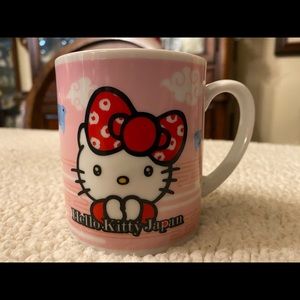 Vintage Hello Kitty Japan ceramic coffee mug like new copyright ‘76 ‘12
